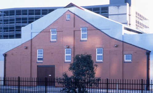 Queens Theatre 1999 Malone-Brasse