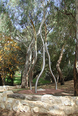 Yitpi Tukkutya Parrundaiendi The Dancing Spirits 2004