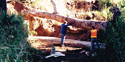 Warriparinga Weir Construction Malone 1998 (2)